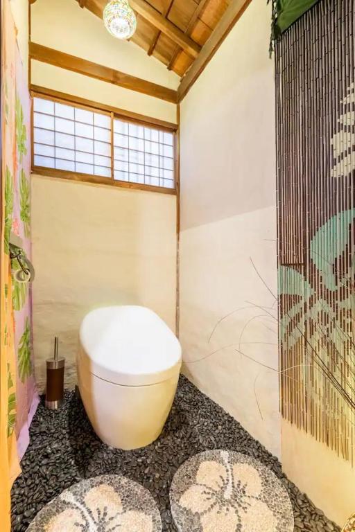 Koupelna v ubytování Kominka Mitsuhama Ryokan