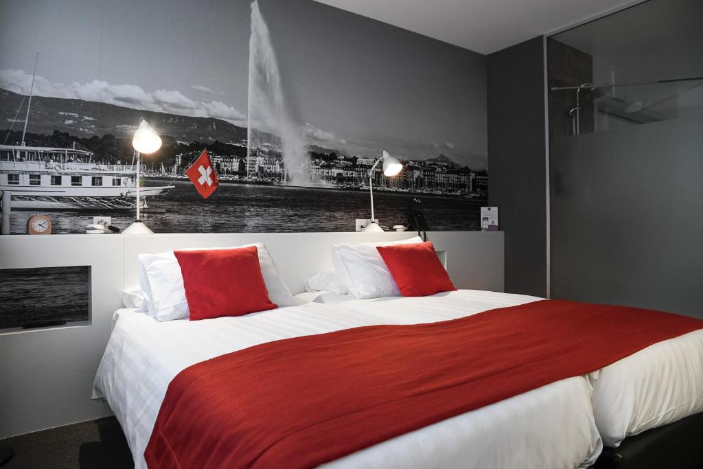 Home Swiss Hotel - Deluxe Double Room