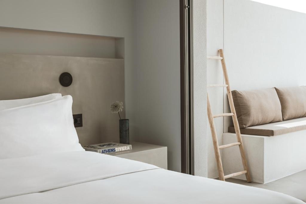 Domes White Coast Milos, Adults Only - Small Luxury Hotels of the World - 豪华套房，带游泳池和私人游泳池