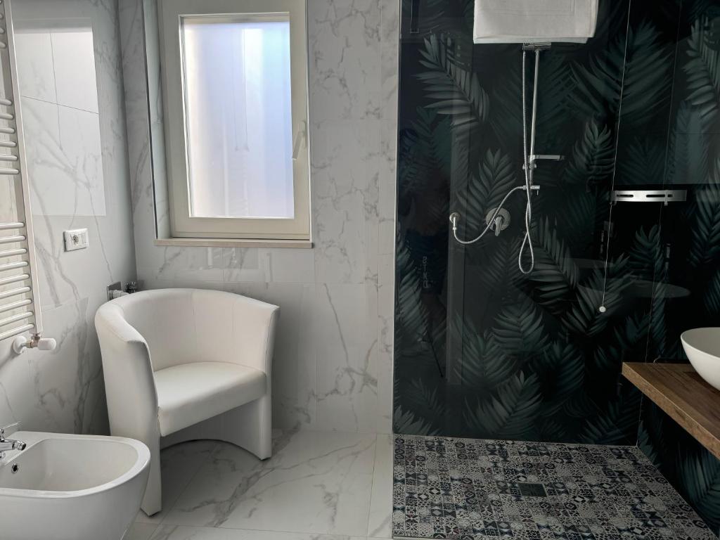 Casa MarFe - King Room With Spa Bath