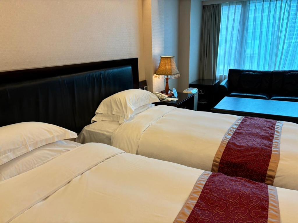 Postel nebo postele na pokoji v ubytování Art Spa Hotel
