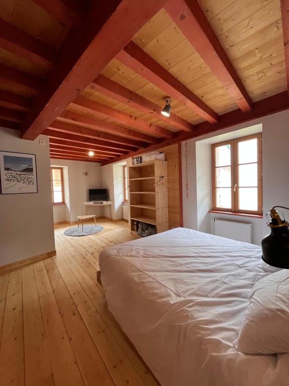 Postel nebo postele na pokoji v ubytování Gîte de la Grande Ourse