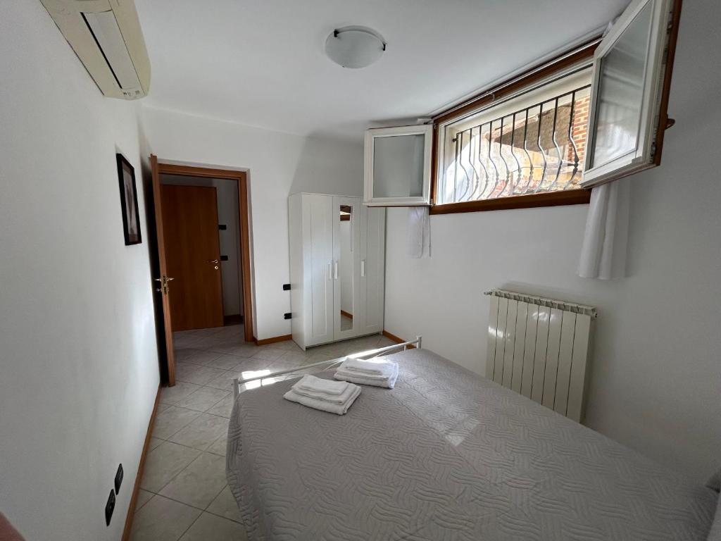 Postel nebo postele na pokoji v ubytování Apartment near castle