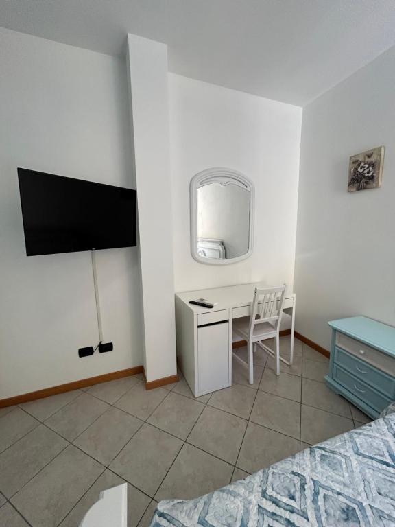 TV a/nebo společenská místnost v ubytování Apartment near castle