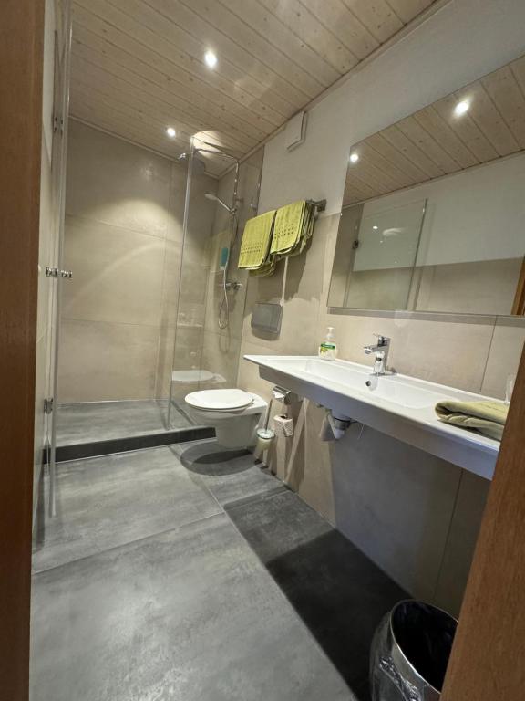 Landgasthof Hauser - Tweepersoonskamer Met Eigen Badkamer