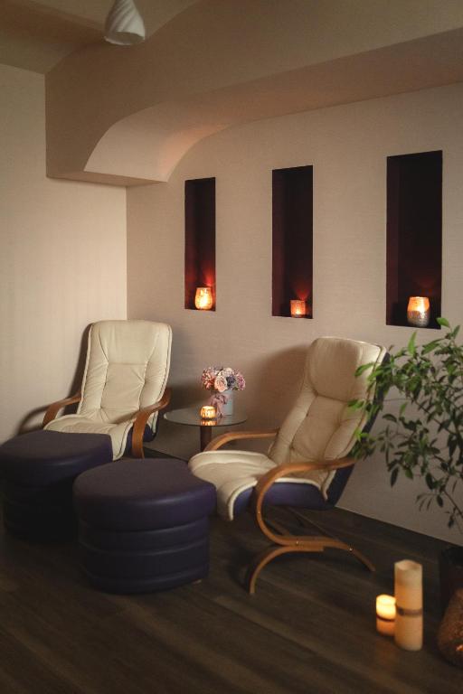 Posedenie v ubytovaní Paria Hotel