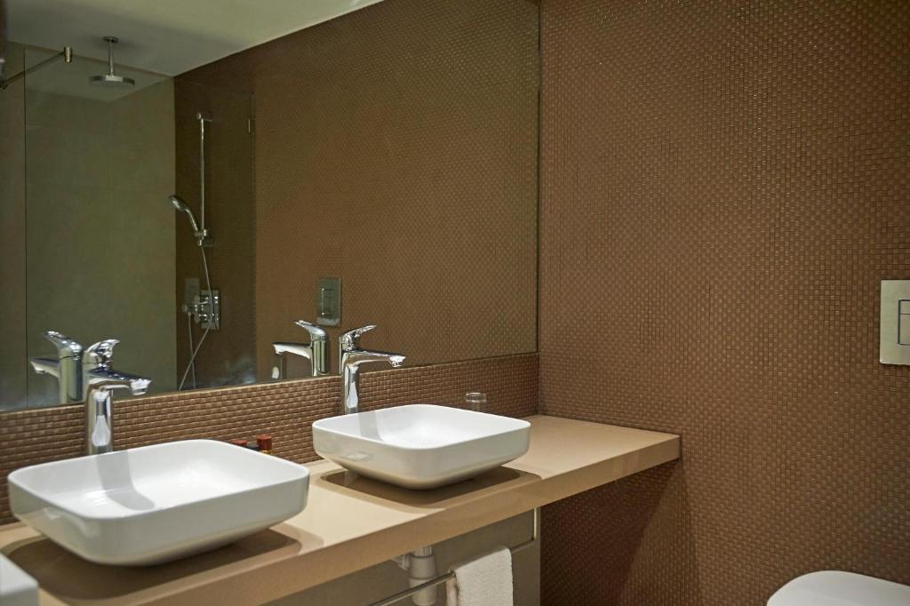 Sunrise Beach Hotel - Inland View Room