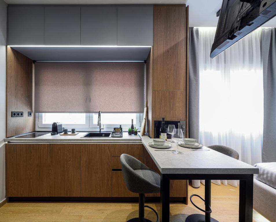 Aristotelian Virtues - Tharros - 13