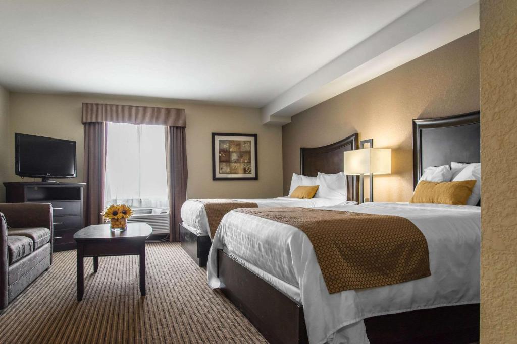 
Efficiency Queen Suite with Two Queen Beds - Non Smoking
