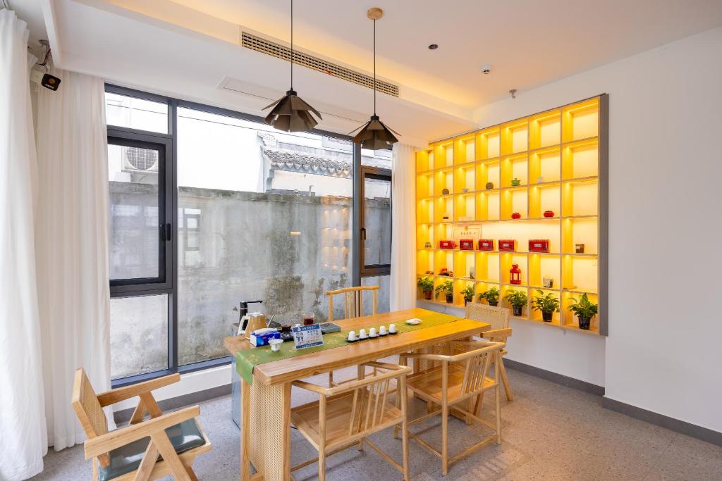 Fotografie z fotogalerie ubytování Suzhou Zhouzhuang Slowlife River View lnn v destinaci Kchun-šan