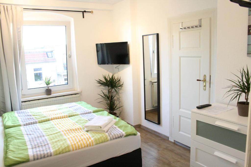 Citywohnungen Halle an der Saale - Double Room 3rd Floor