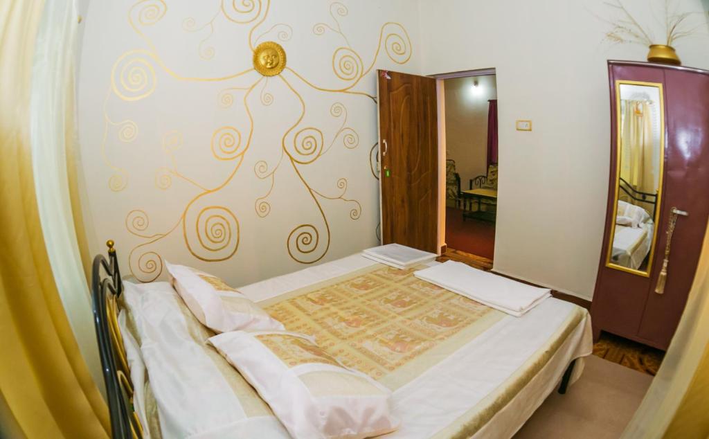 Postel nebo postele na pokoji v ubytování Orange Villa