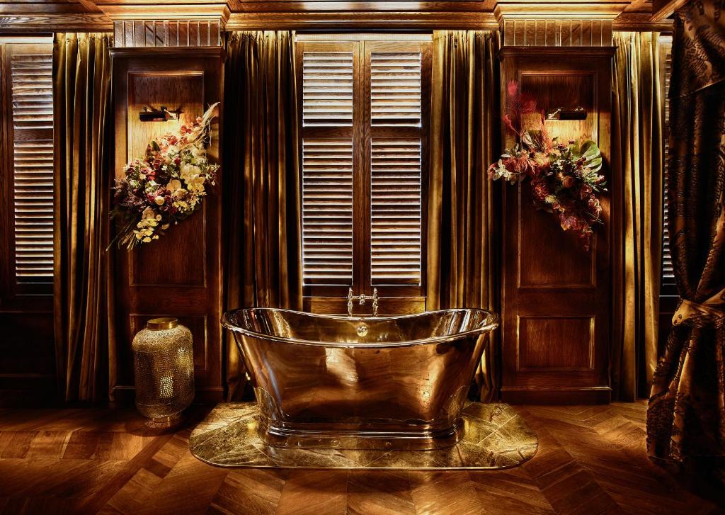 House of Gods Glasgow - Resim 10