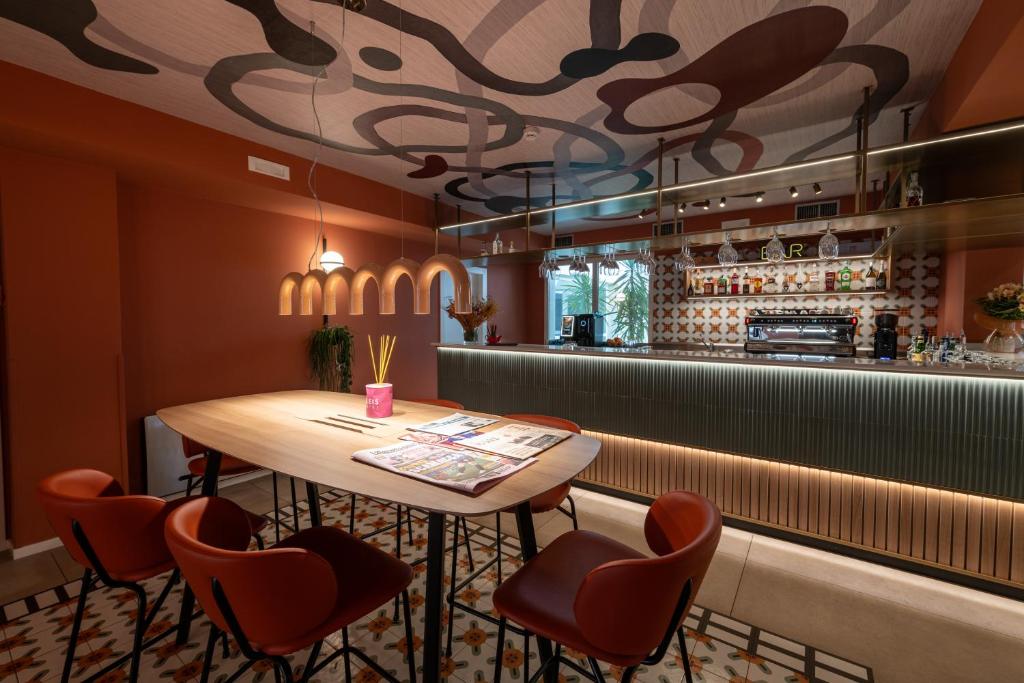 Bleis Hotel - Resim 19