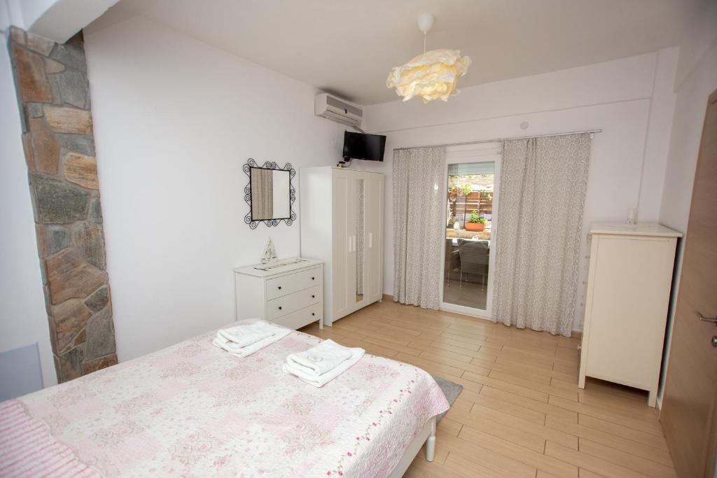 T H E BERLIN Studios and Suites - 4