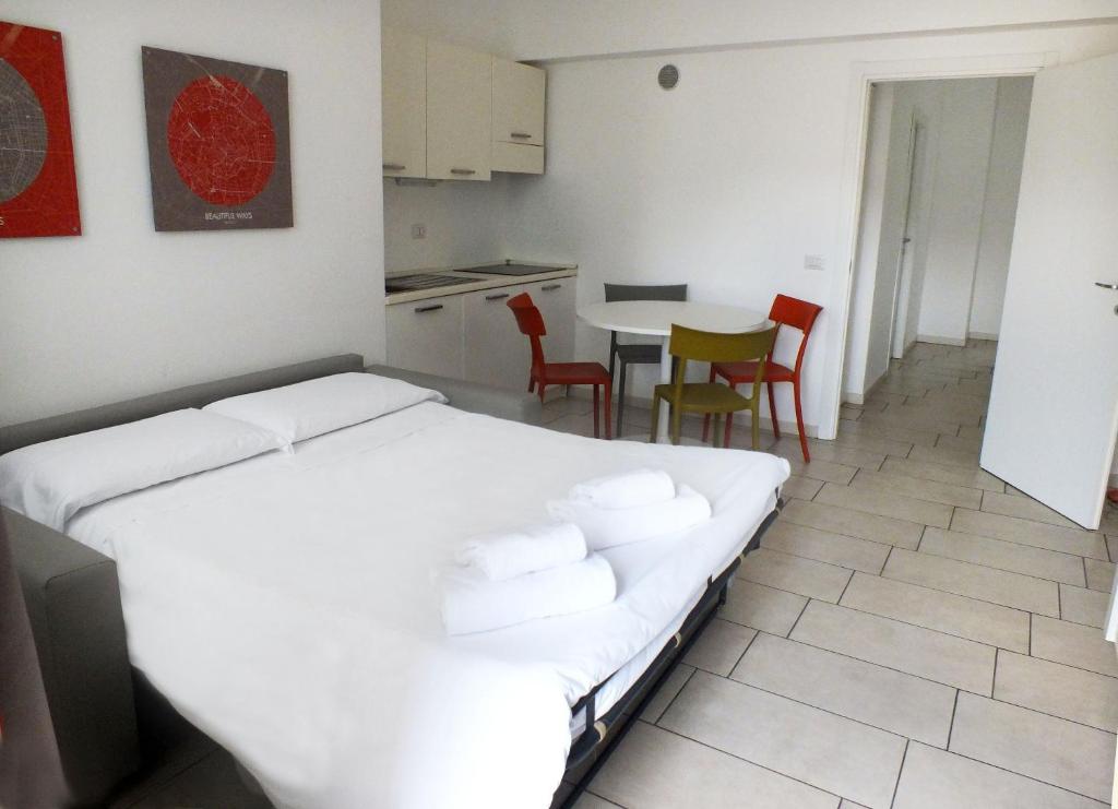 BB Hotels Aparthotel Visconti - Resim 33