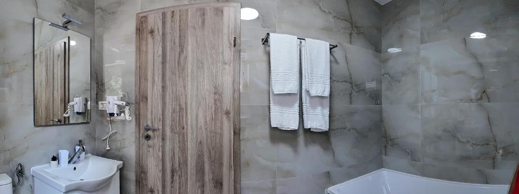 Hotel Emma - Resim 21