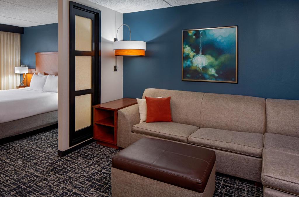 Posezení v ubytování Hyatt Place Fair Lawn Paramus