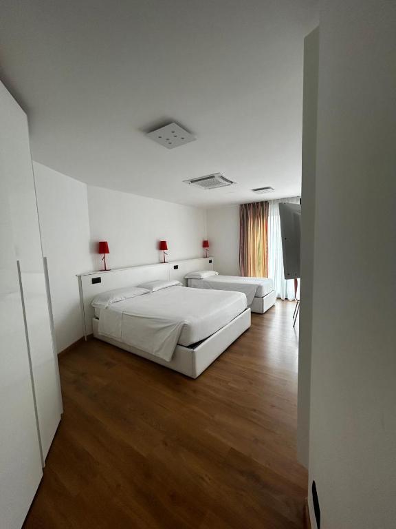 BB Hotels Aparthotel Isola - Resim 42