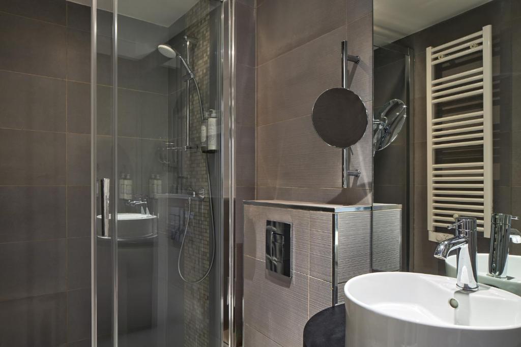 Timhotel Tour Montparnasse - Resim 3