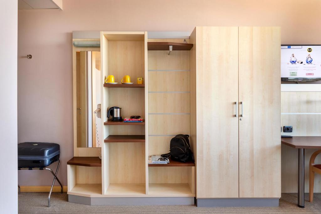 Kuchyňa alebo kuchynka v ubytovaní B&B Hotel Cherasco Langhe