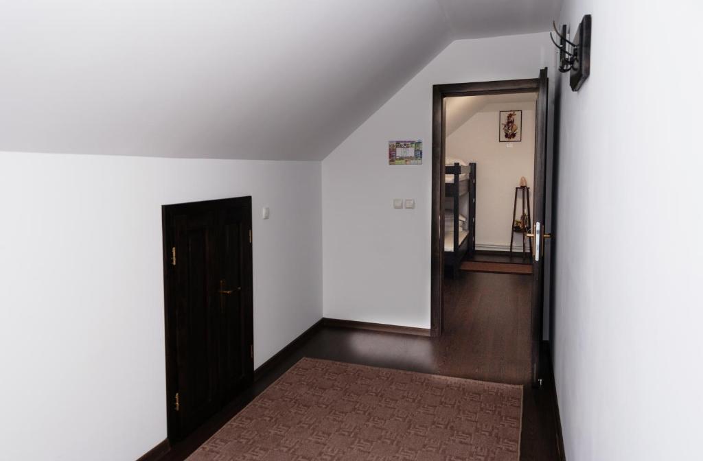 Fotografie z fotogalerie ubytování Casa Stejarul Lui Andrei v destinaci Izvoarele