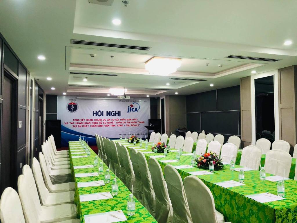 Khu vực hỗ trợ khách đi công tác/phòng hội thảo tại BN Boutique Nha Trang Beach