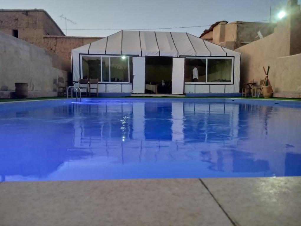 Piscina a Riad Assia Foum Zguid o a prop