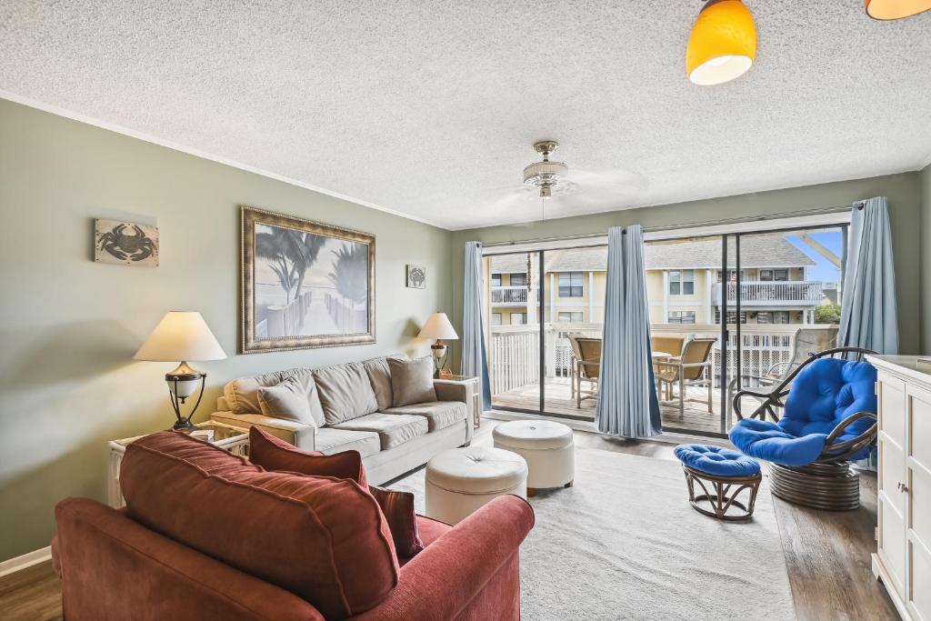 Image showcasing Sandpiper Cove 1053- by Holiday Isle Properties, Destin (updated prices ...