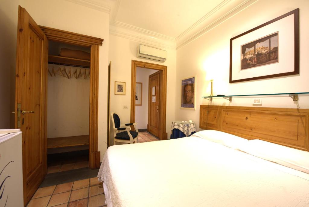 Hotel Locanda Cairoli - Resim 44