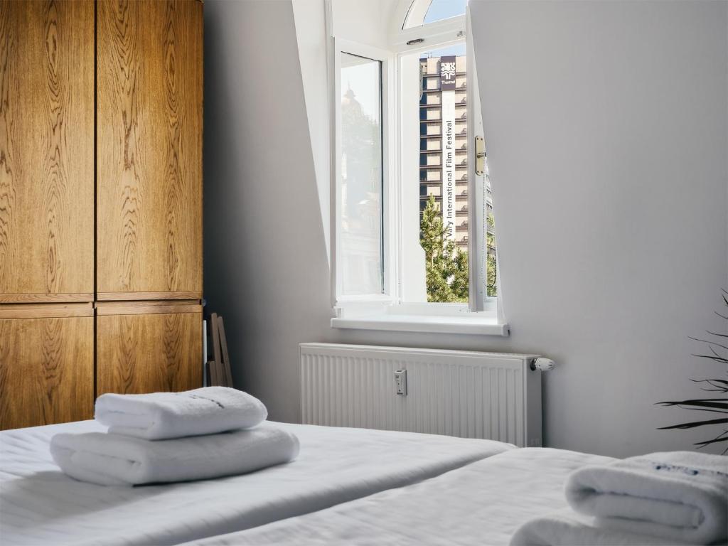 IMPERIAL Apartments - 13