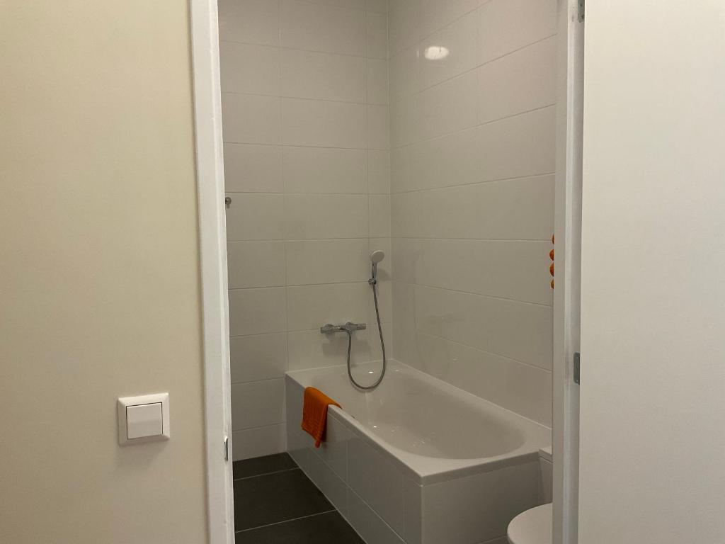 Ein Badezimmer in der Unterkunft Aristoteles Apartments
