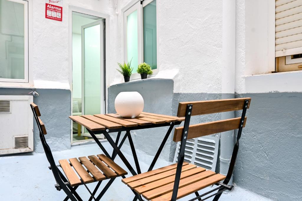 For You Rentals Coqueto apartamento TEMPORAL de un dormitorio en Madrid ARV400