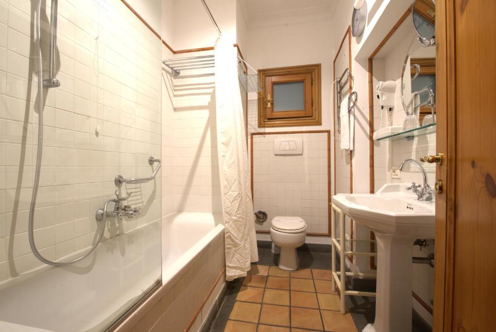 Hotel Locanda Cairoli - Resim 40