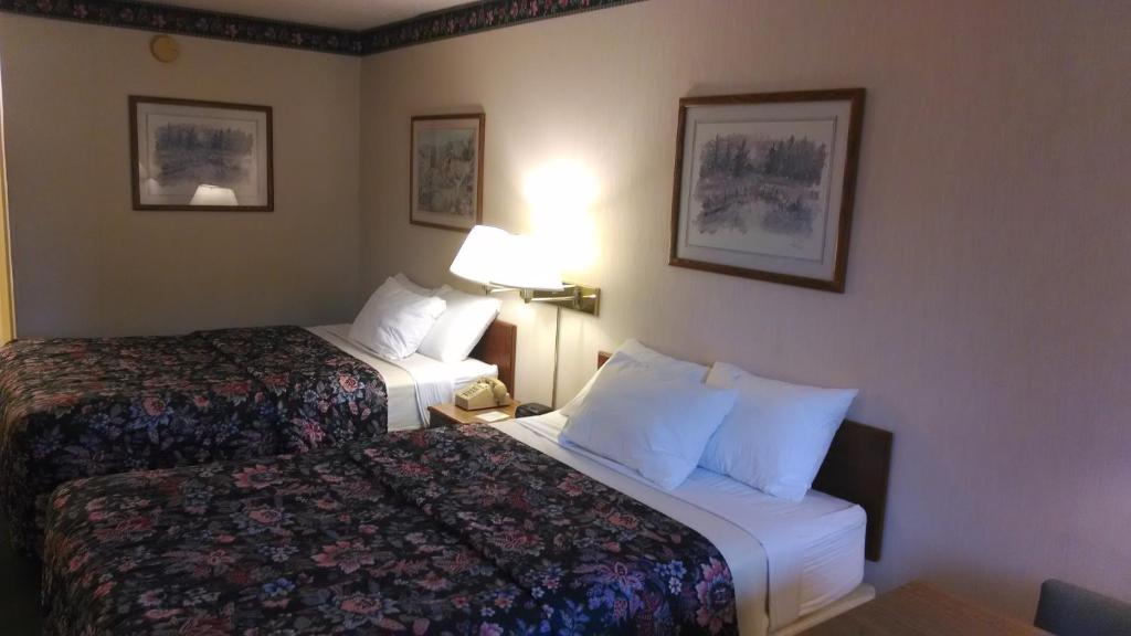 Amercia's Best Value Inn - Marion - Standard Double Room