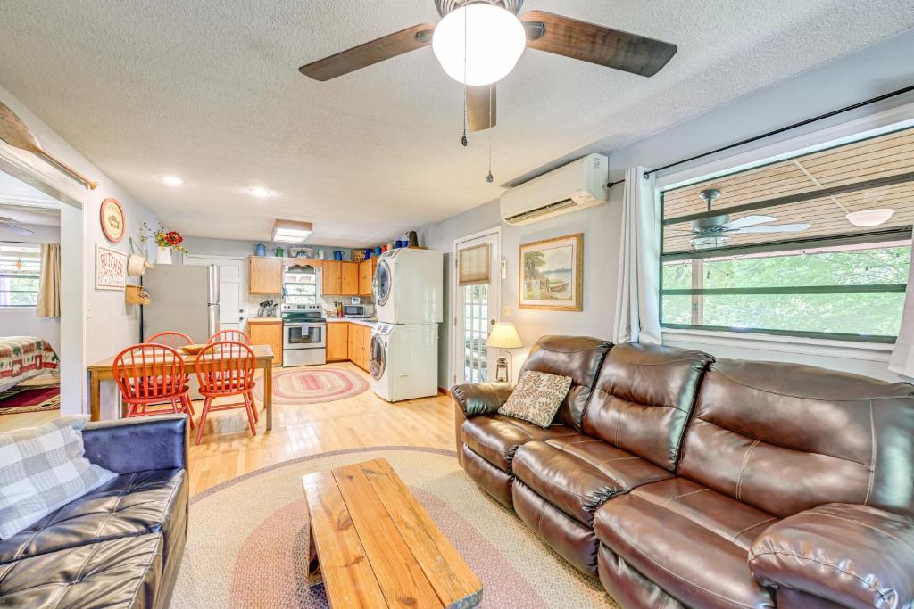 Bryson City Home w/ Deck ~ 1 Mi to Fontana Lake photo