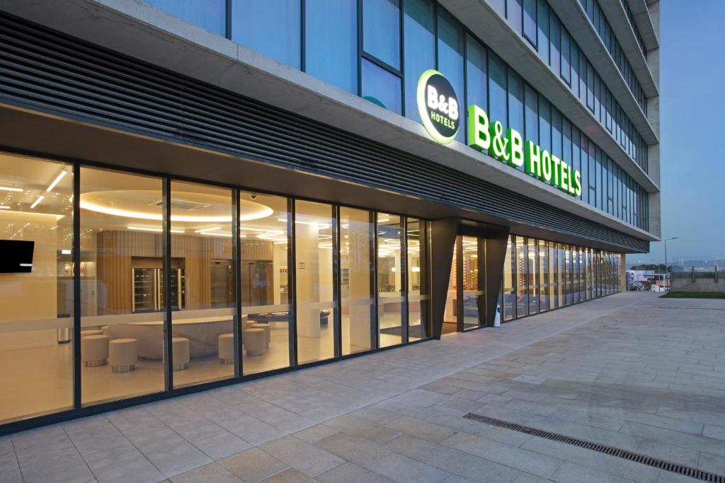 B&B HOTEL Porto Gaia - 19