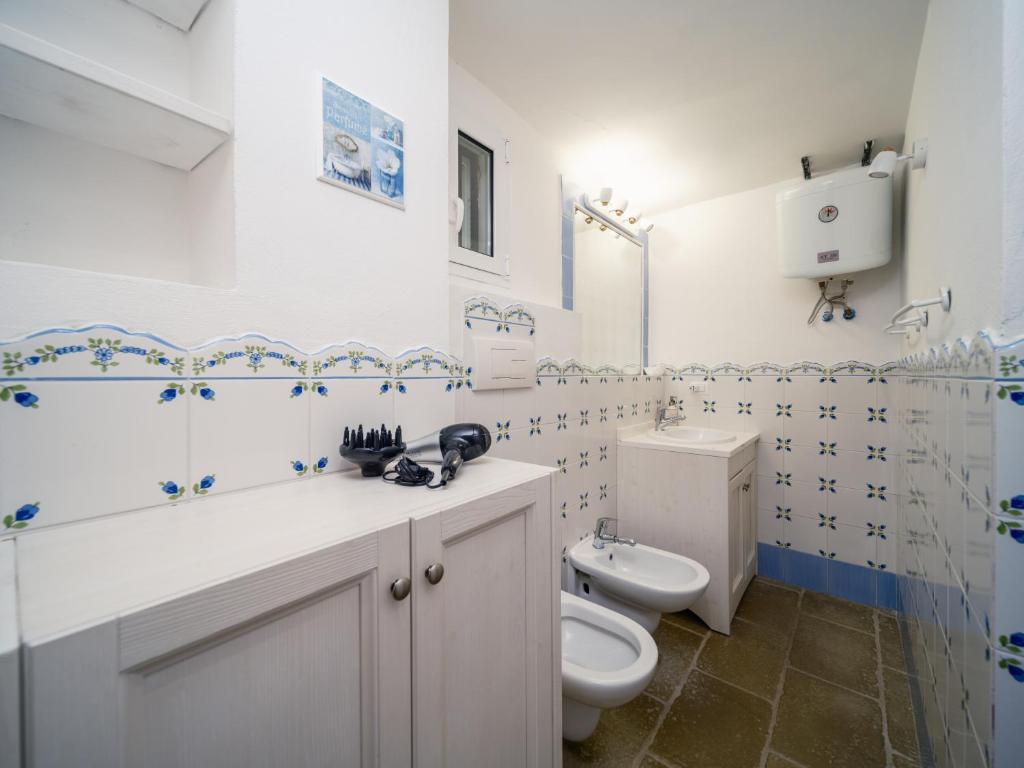 Um banheiro em LA FINESTRA SUL MARE - Antonella Apartment