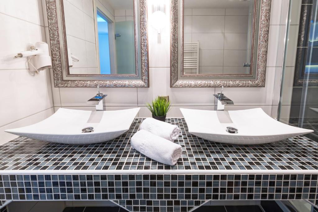 Bavaria Hotel Münchner Hof Superior - Resim 30