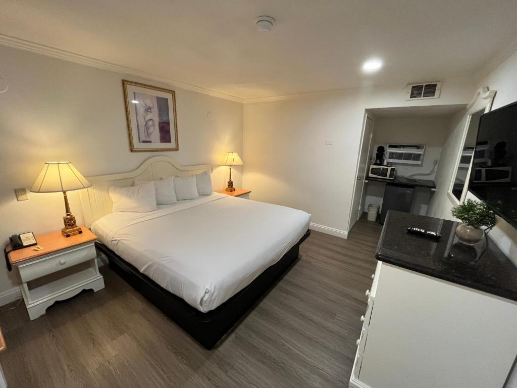 American Inn - Grover beach - Pismo Beach - キングルーム