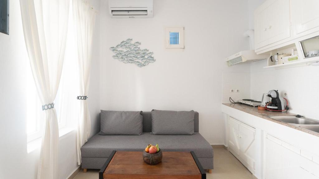 Eleanna's Mykonos - 12