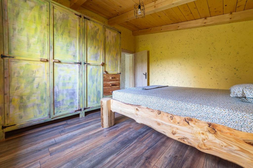 Postel nebo postele na pokoji v ubytování Rustic Cottage Montenegro Bridje