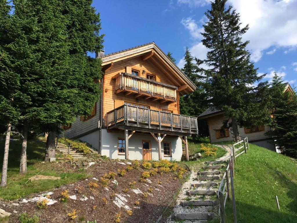 The building in which the holiday home is located