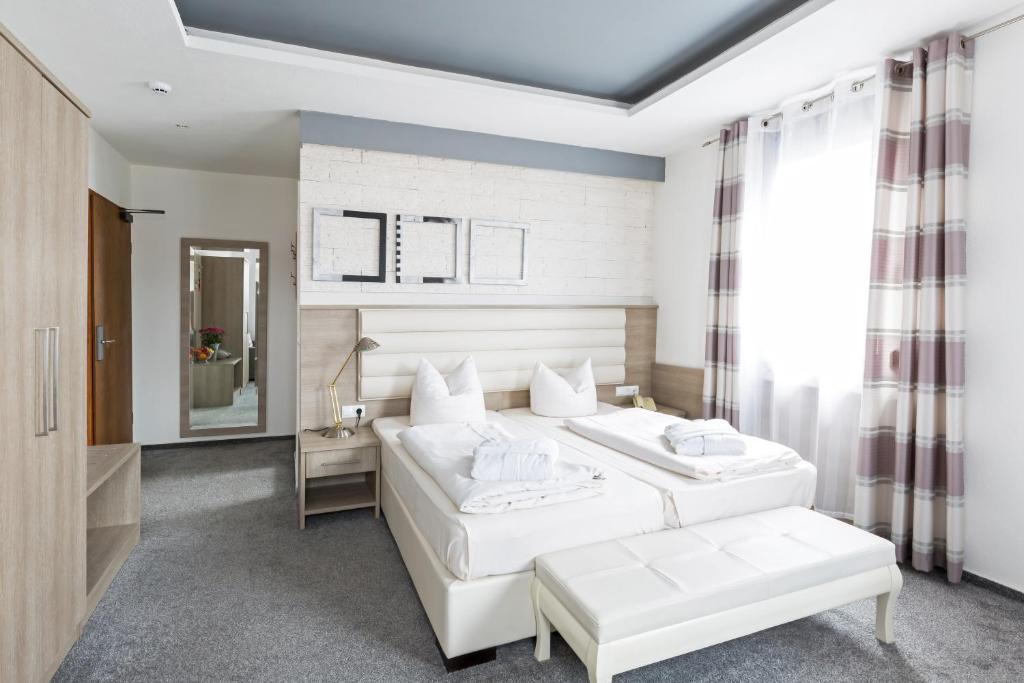 Bavaria Hotel Münchner Hof Superior - Resim 39