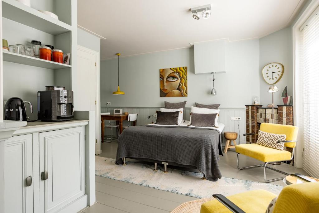 Stadslogement Westersingel - Junior Suite With Terrace