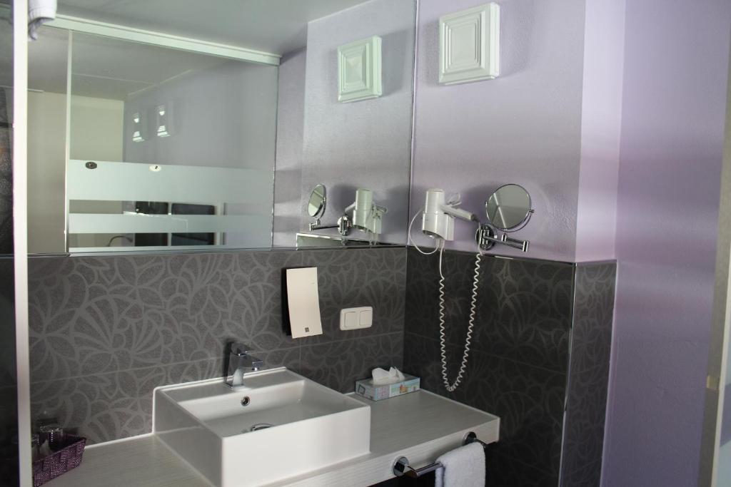 Amiga Hotel München Messe - Resim 3