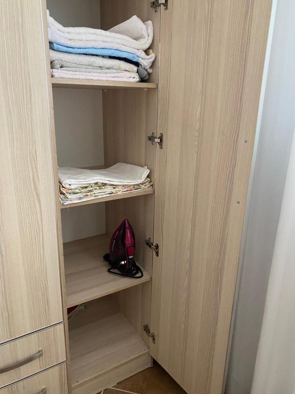 Зображення з фотогалереї помешкання Albi Apartmet beachfront in Shengjin у місті Шенгін