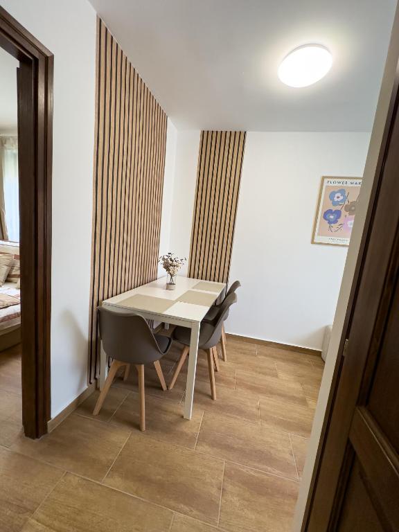 Fotografie z fotogalerie ubytování RP Apartmanház v destinaci Demjén