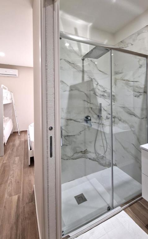 ARIA DI MARE LUXURY B&B - Luxe Vierpersoonskamer