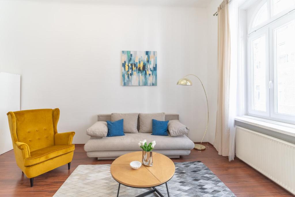 Deluxe and Cozy City Center Suite for 8PPL 1073 Budapest, Akácfa utca 65 kép - 1